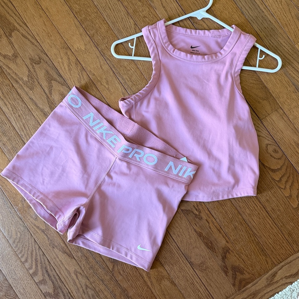 Nike pro dry fit womens bike short and tank set